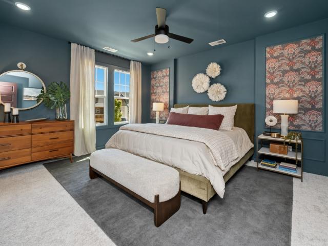 831 Lotus Ln