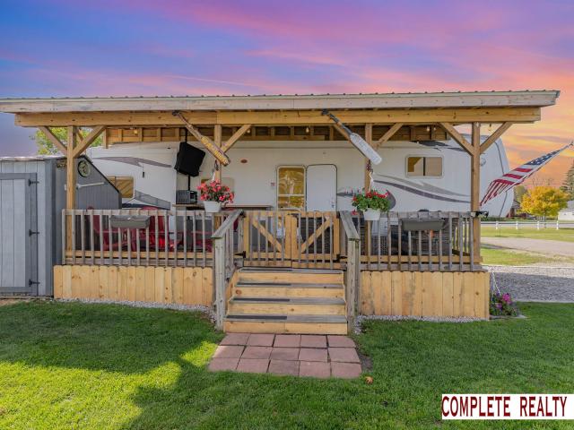 831 Main Unit 220 Street # 220