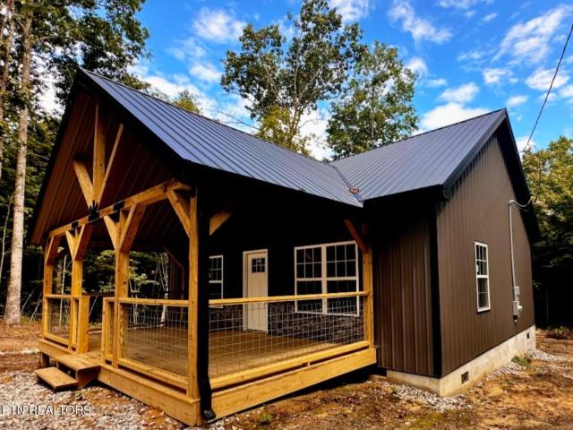 831 Remington Rd # 5AC