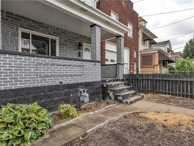 831 Woodward Ave