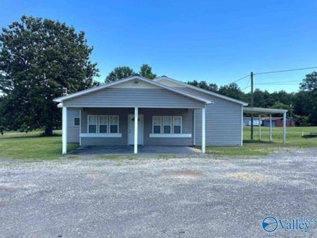 8324 Union Grove Rd, Union Grove, AL 35175