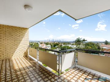 8/321 Cavendish Road, COORPAROO, QLD 4151