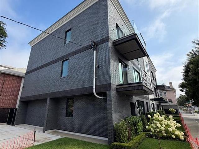 8322 24th Avenue # 2A