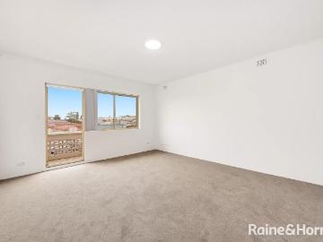 8/323 Maroubra Road, Maroubra 8/323 Maroubra Road Maroubra, Australia