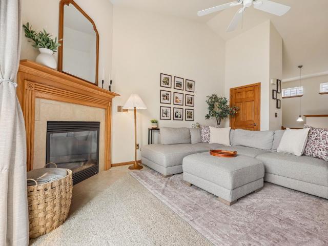 832 Ashley Ave