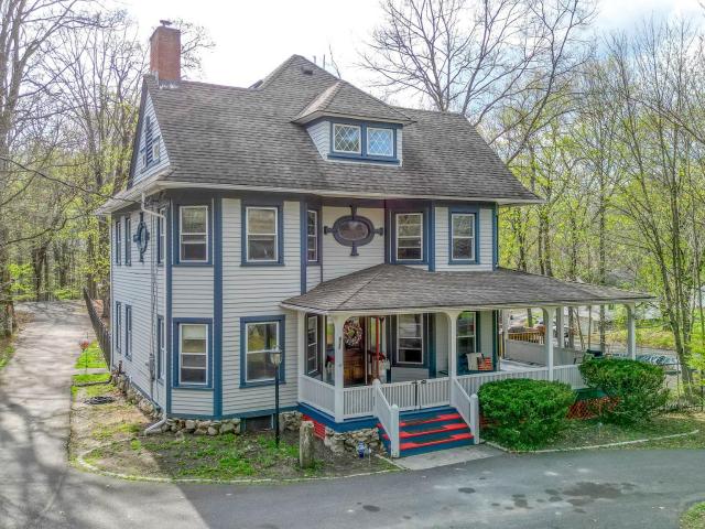 832 Bloomingburg Road