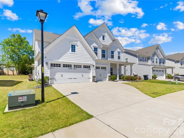 832 Dogwood Creek Lane