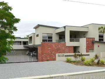 8/32 Halley Street, Innaloo, WA 6018