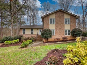 832 Sweet Briar Ln SE, Conyers, GA 30094 | MLS #7772