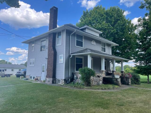 832 W Front St, Burr Oak, MI