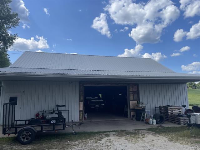 832 W Front Street