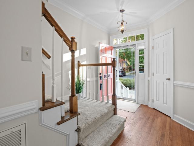 8338 Wycombe Lane