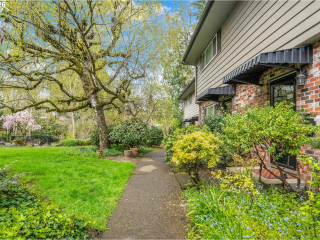 8333 se 23rd ave # a