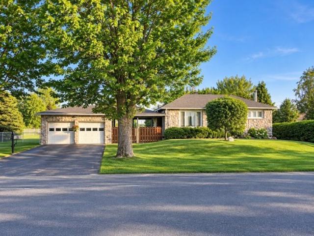 833 Ch. Du Clocher, Saint Jean Sur Richelieu, QC, J2Y 1A4 house for sale | Listing ID 14635 | Royal LePage