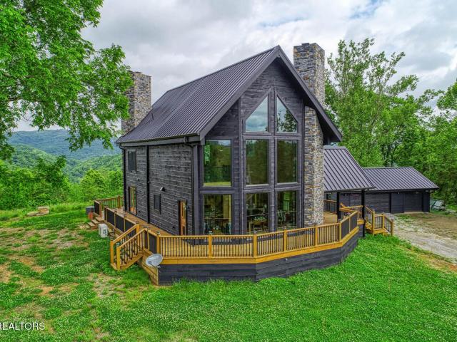 833 Duck Creek Rd