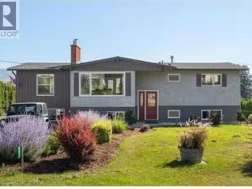 833 Hawthorne Road, West Kelowna, BC, V1Z 1N5 house for sale.