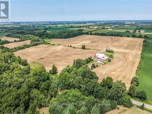833 Lynn Valley Road, Norfolk, ON, N0A 1N1 house for sale | Listing ID X13650 | Royal LePage