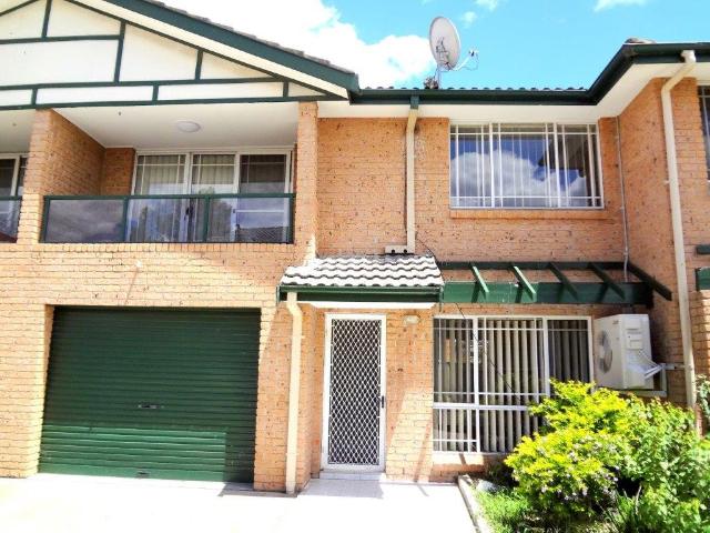 8/33 Napier Ave, LURNEA NSW 2170