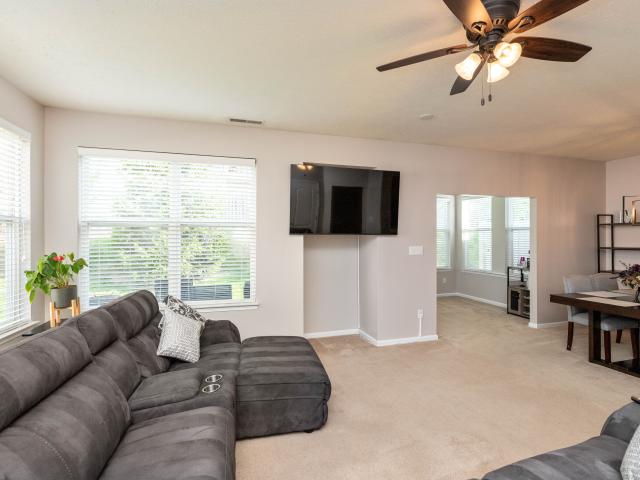8346 Berrybush Lane