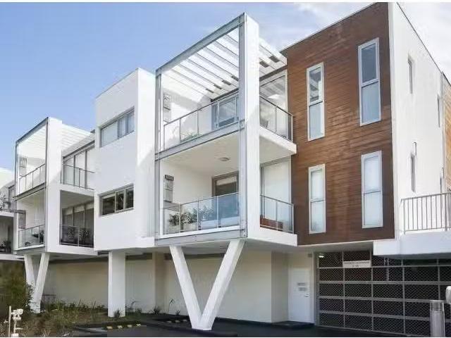 8/346 Lawrence Hargrave Dr, Thirroul Apartment for rent Liste.
