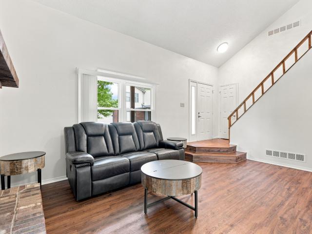 8341 Chapel Pines