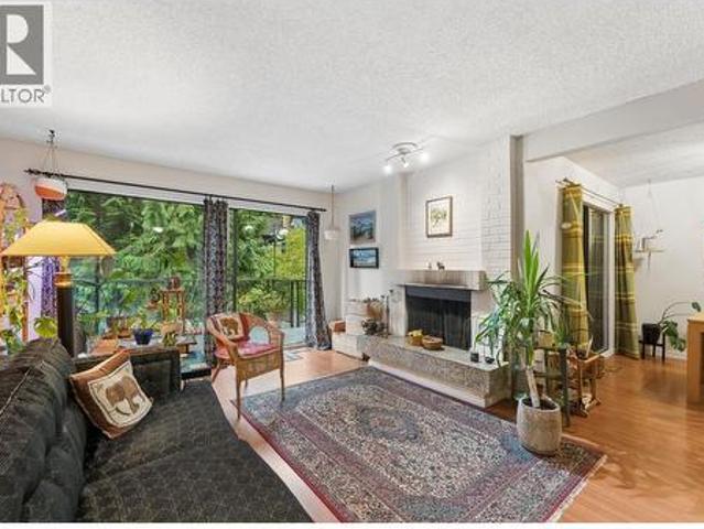 834 Hendecourt Road, North Vancouver, BC, V7K 2Y2 house for sale | Listing ID R3164 | Royal LePage