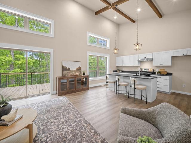 834 Oriole Lane