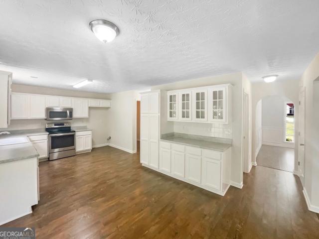 834 Winding Grove Lane