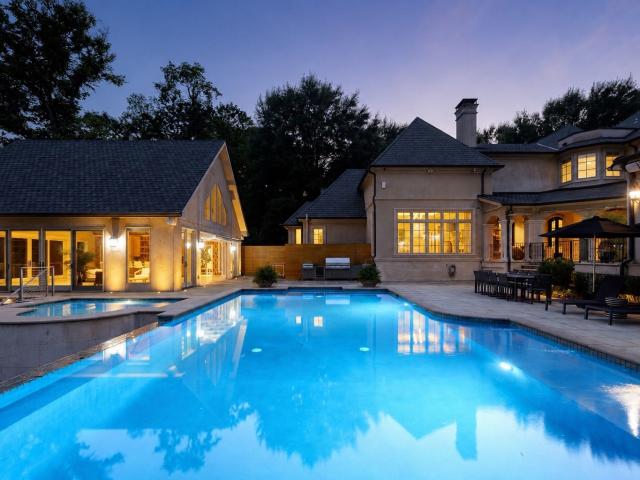 834 Tyne Valley Ct