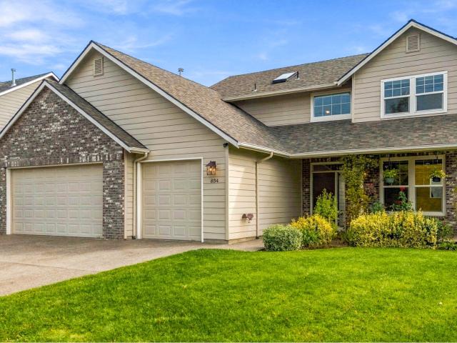 834 van buren dr