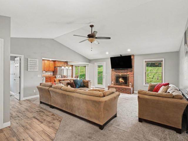 8356 Lakevalley Drive