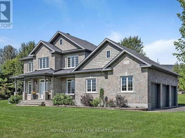 8351 Lourdes Way, Ottawa, ON, K0A 2P0 house for sale | Listing ID X13787 | Royal LePage