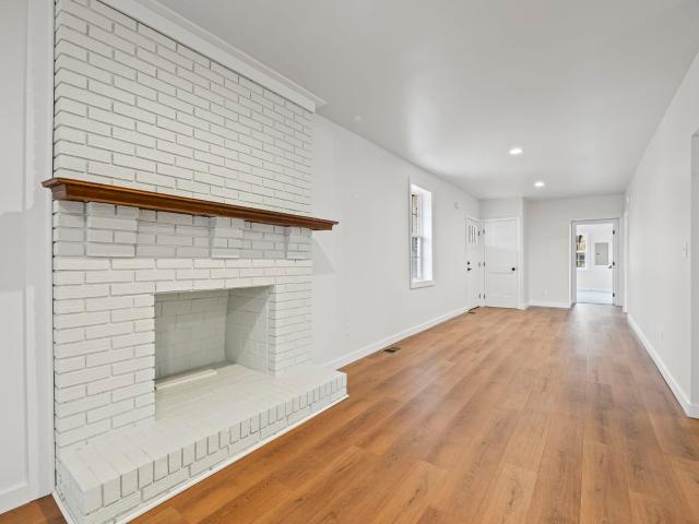 835 curve woodville rd
