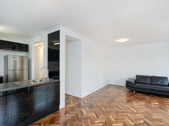 8/35 Goderich Street, East Perth