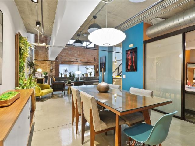 835 Locust 212