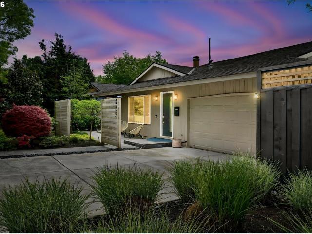 835 ne 33rd ave