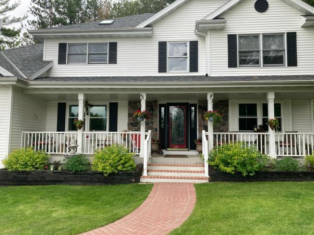 835 Suhrke Rd