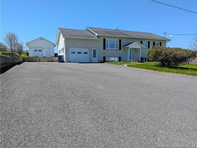 835 Walker St, Grand Falls, NB, E3Z 1A4 house for sale | Listing ID NB134719 | Royal LePage
