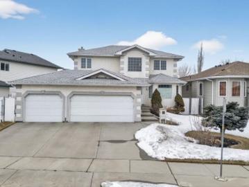 Belle Rive, Edmonton, Alberta - Garden