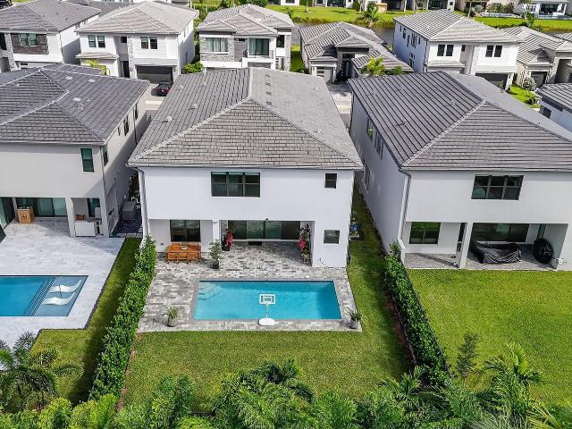8366 Essex Country Club Drive, Boca Raton, US, FL