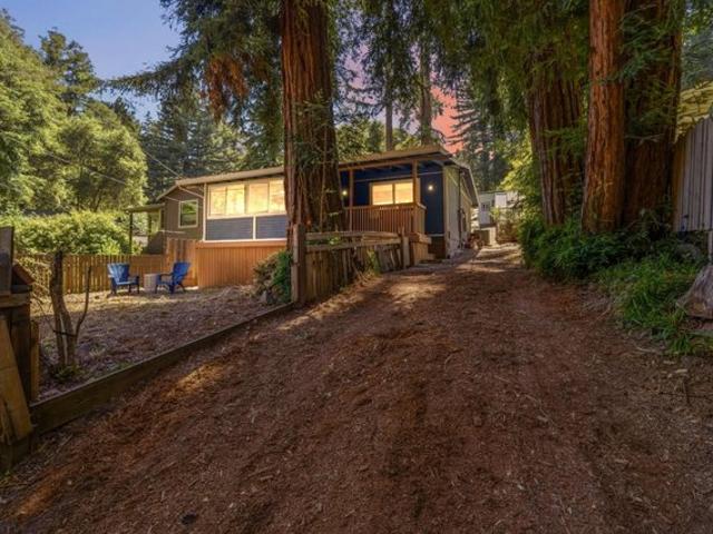 836 Creek Dr, Boulder Creek, CA 95006