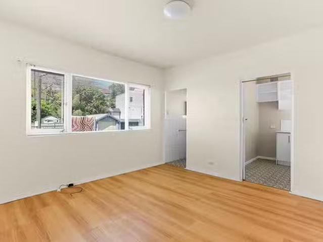 8/36 Phillip Street, Newtown, NSW 2042