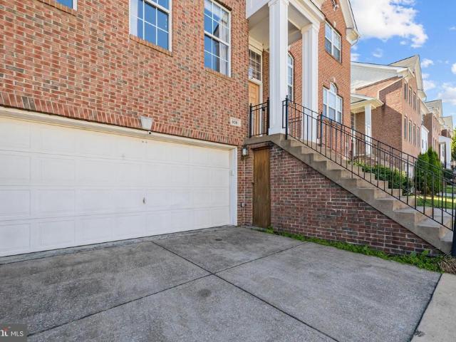 836 Revelstore Terrace NE
