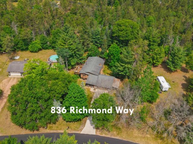 836 Richmond Way