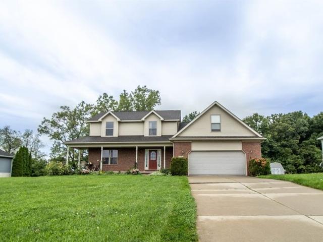 8376 Oak Ridge Dr, Goodrich, MI 48438