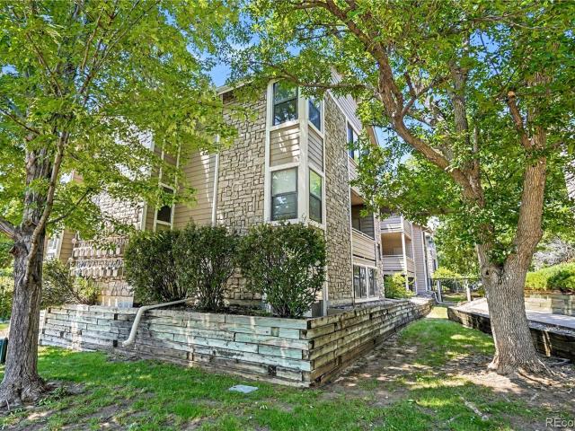 8376 S Upham Way # 105