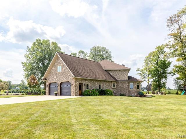 8371 Section Line Road