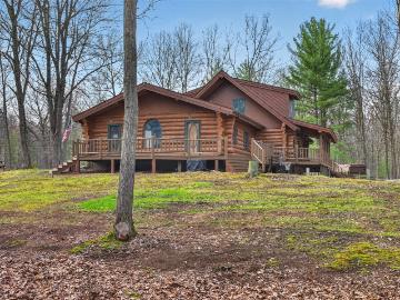 837 E Whitetail Drive