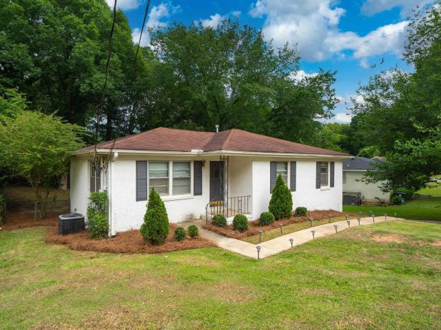 837 Hillview Drive