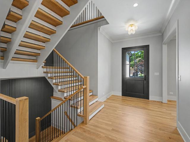 837 S Kearsage Avenue
